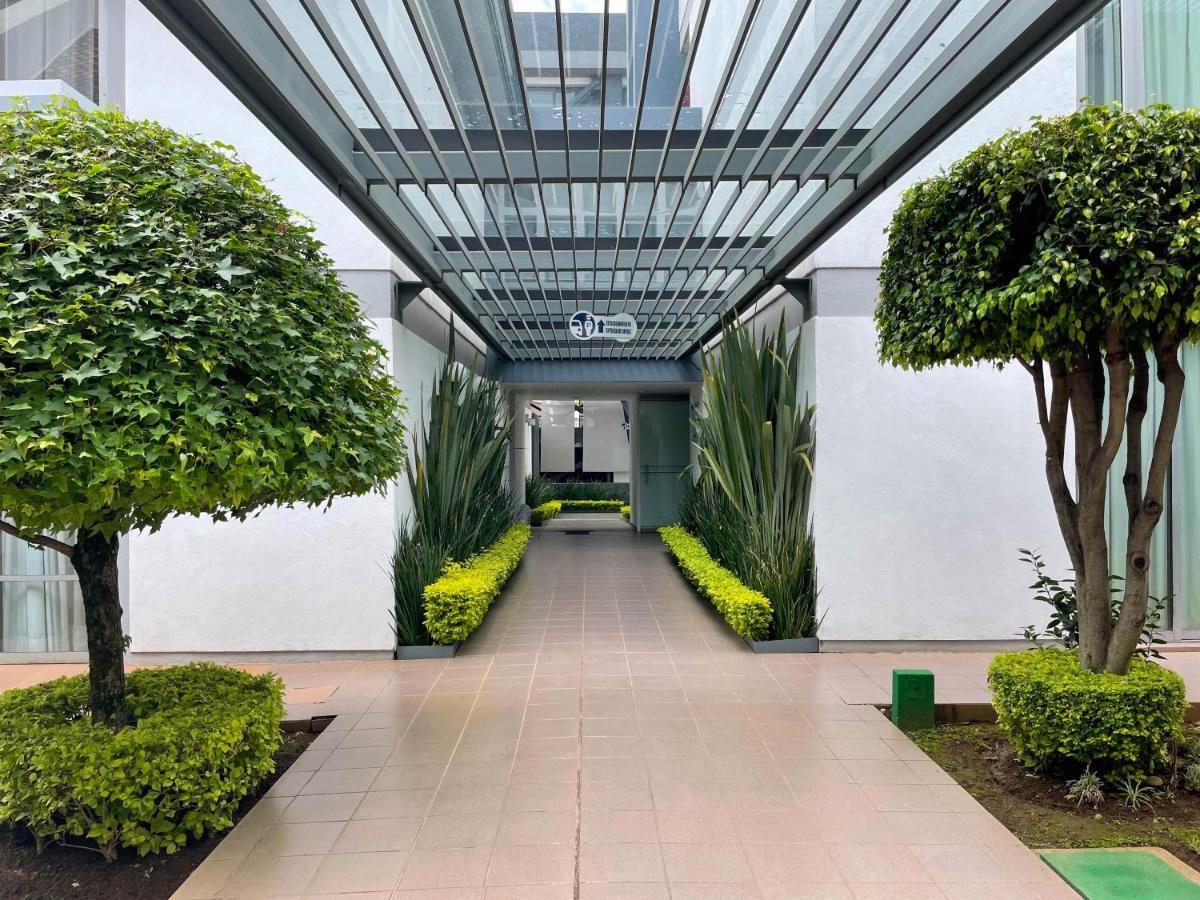 Hotel Horizon & Convention Center Морелия Экстерьер фото