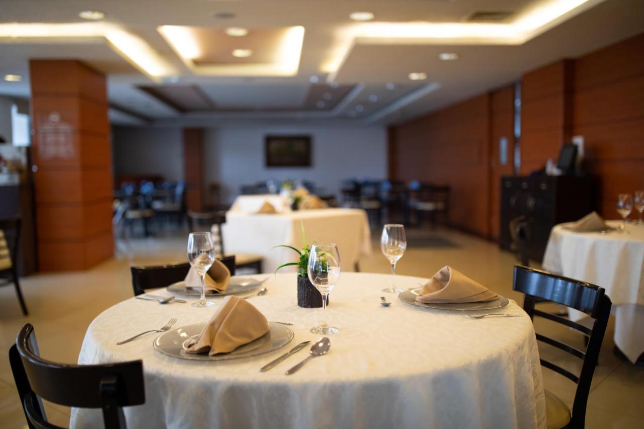 Hotel Horizon & Convention Center Морелия Экстерьер фото