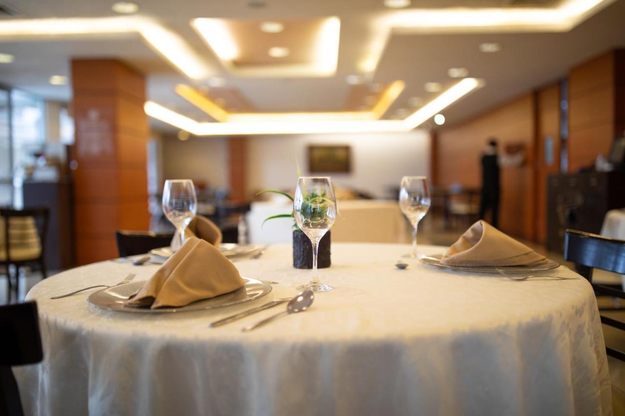 Hotel Horizon & Convention Center Морелия Экстерьер фото