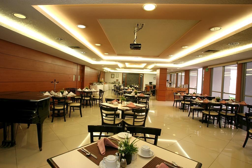 Hotel Horizon & Convention Center Морелия Экстерьер фото