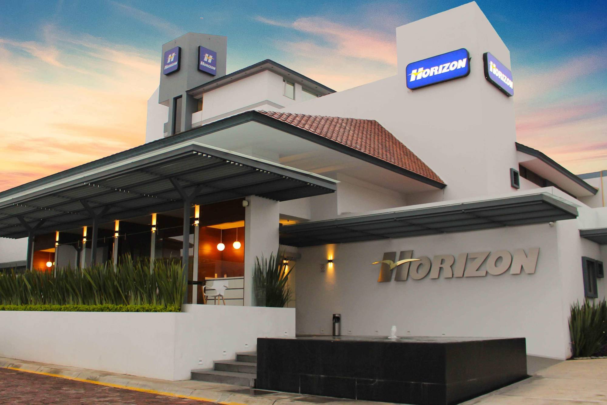 Hotel Horizon & Convention Center Морелия Экстерьер фото